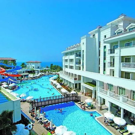 Alba Queen Resort